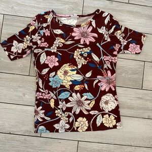 LuLaRoe GIGI Burgundy Floral Short Sleeve Tee